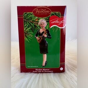 Carlton Cards Marilyn Monroe Collectors Series.